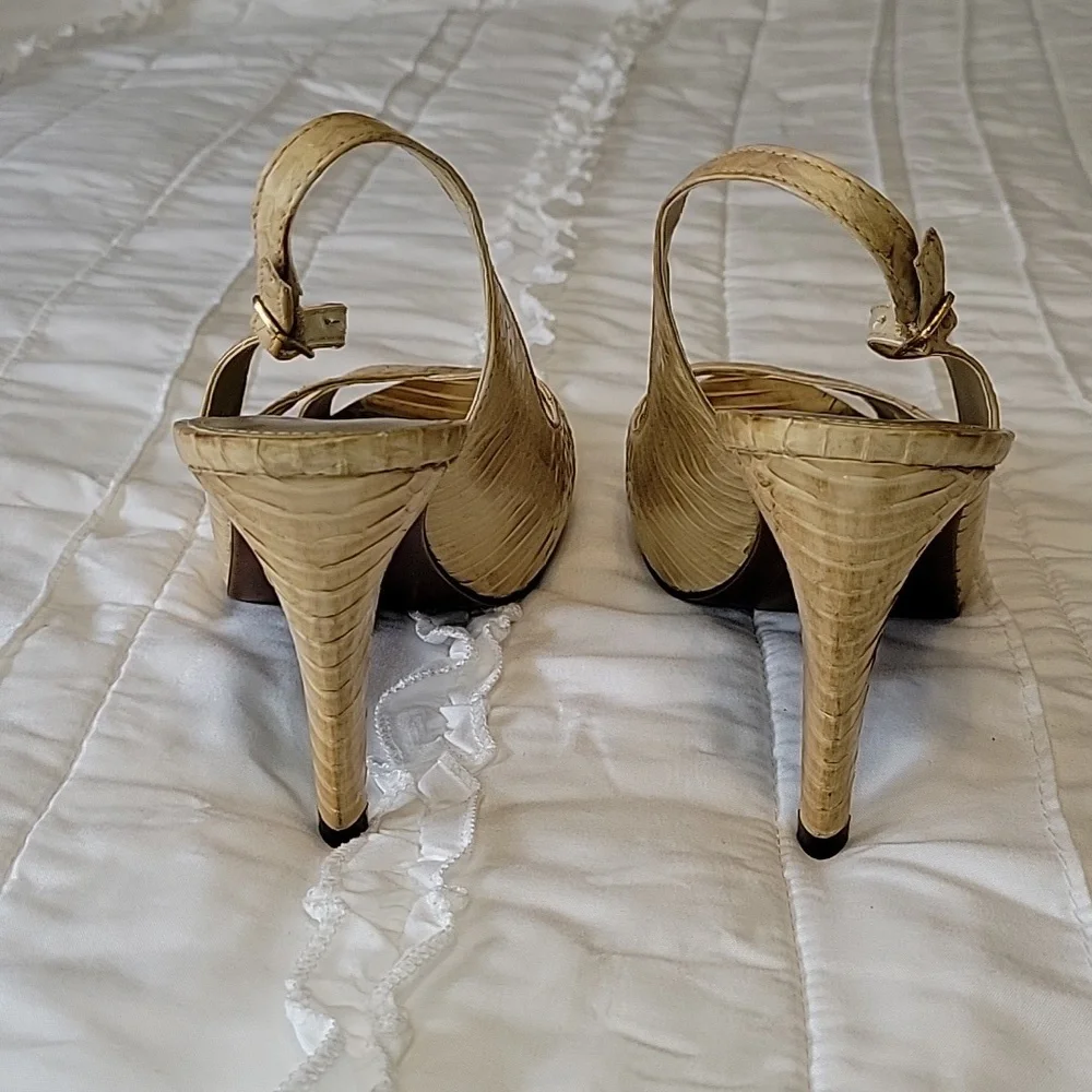 Ralph Lauren Peep Toe Sandals with Heels Tan Color size 8 - Picture 5 of 11